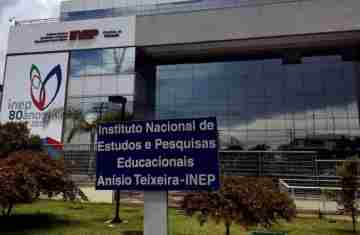  MEC paga até R$ 864 por dia a certificador do Enem e da PND 